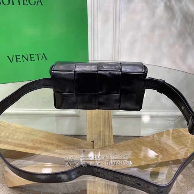Bottega veneta高端女包 KF0023 寶緹嘉爆款黑色CASSETTE腰包 BV經典款四格腰包/胸包/斜挎包/單肩包  gxz1391